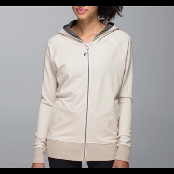 Lululemon - Picture 2 of 2